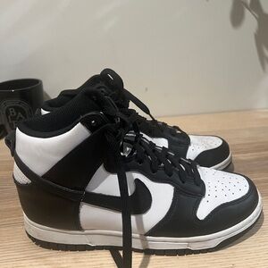 Nike dunk high Panda